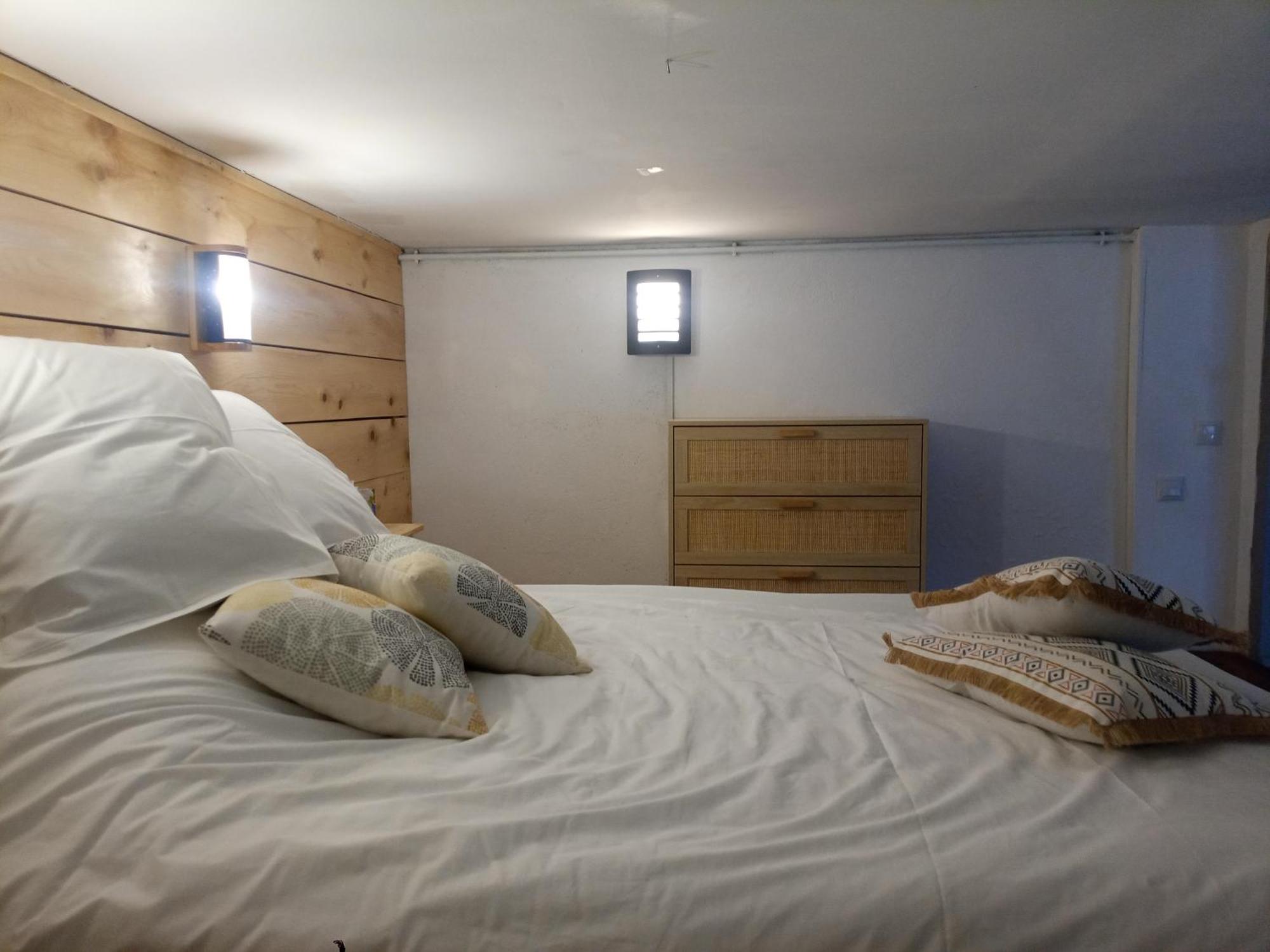 Apartamento Studio D'Aqui Et D'Ailleurs Perpiñán Exterior foto
