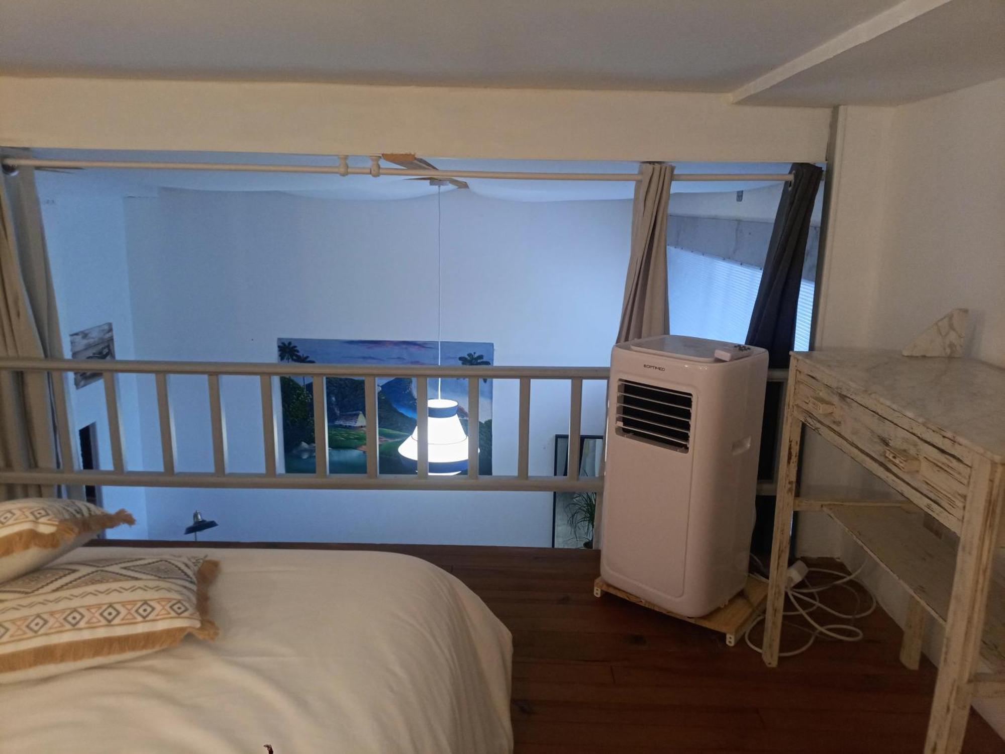 Apartamento Studio D'Aqui Et D'Ailleurs Perpiñán Exterior foto
