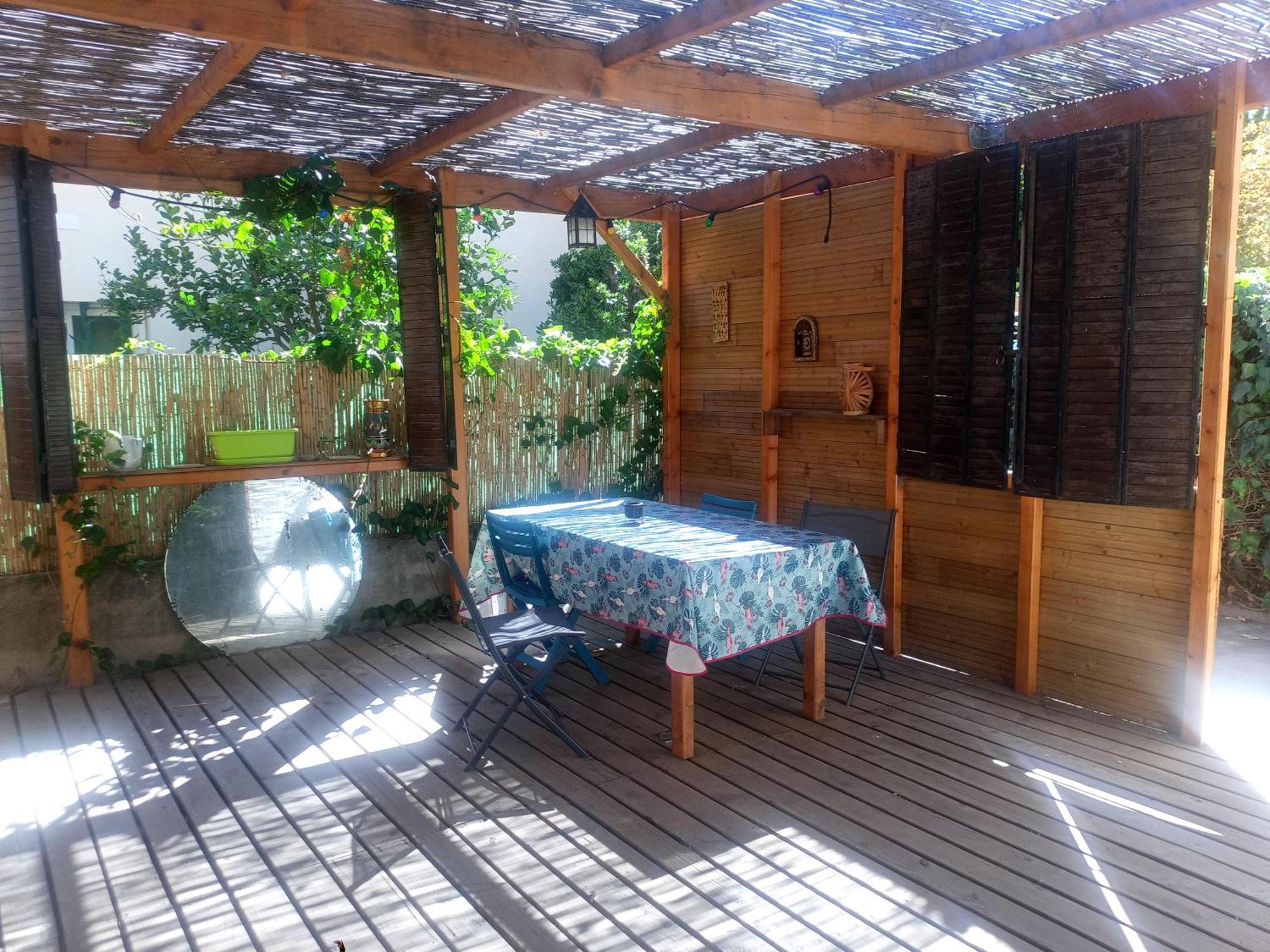 Apartamento Studio D'Aqui Et D'Ailleurs Perpiñán Exterior foto